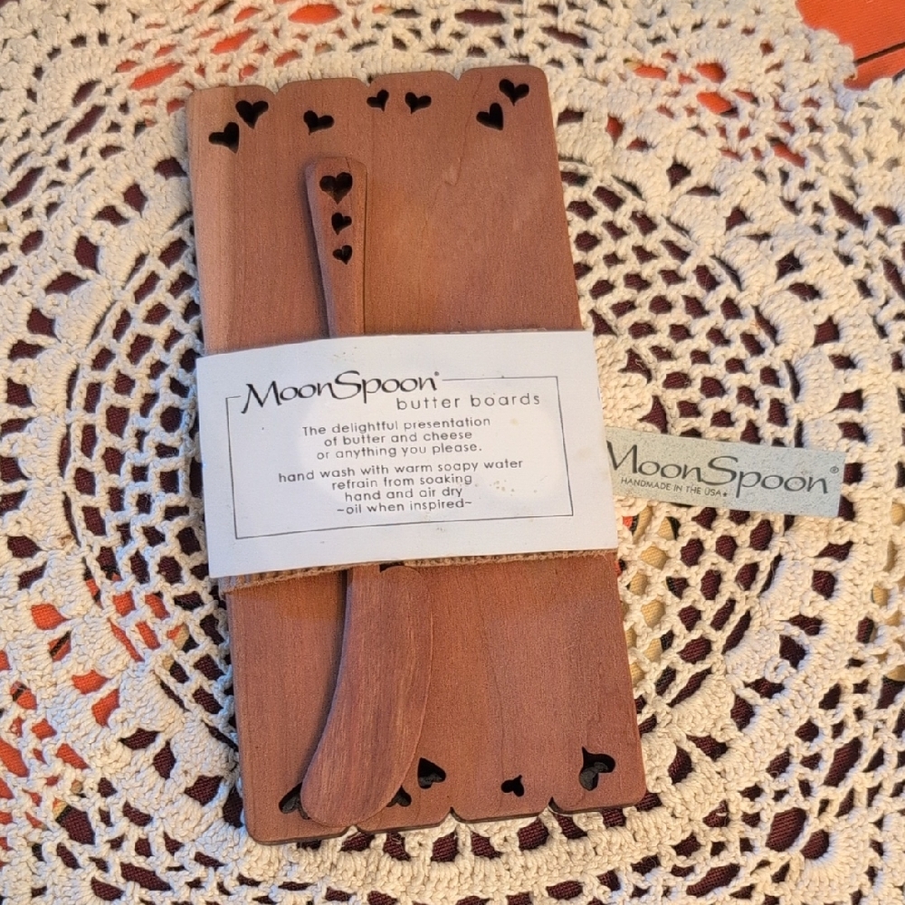 NWT Moon Spoon Handmade Cherry Wood Butter Board and Knife Set